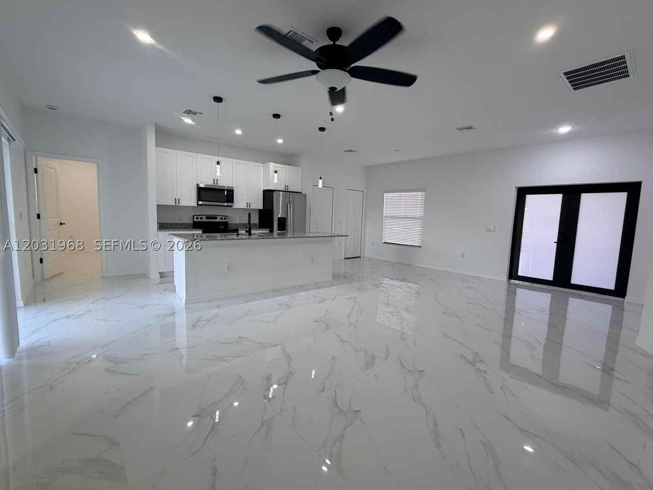 2706 72nd St W - Photo 3 of 21