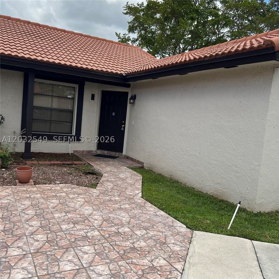 15272 Sw 46th Ln #HR66 - Photo 3 of 32