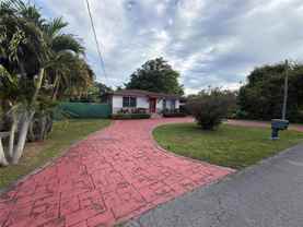 6318 Sw 27th St - Photo 1 of 1
