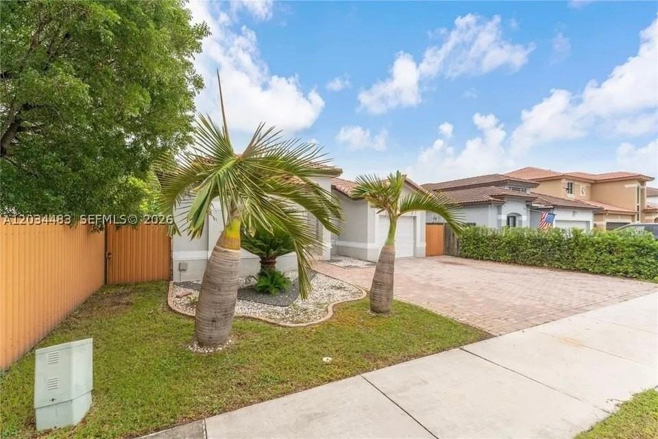 28037 Sw 133rd Pl - Photo 2 of 20
