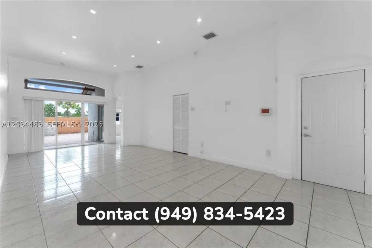 28037 Sw 133rd Pl - Photo 7 of 20