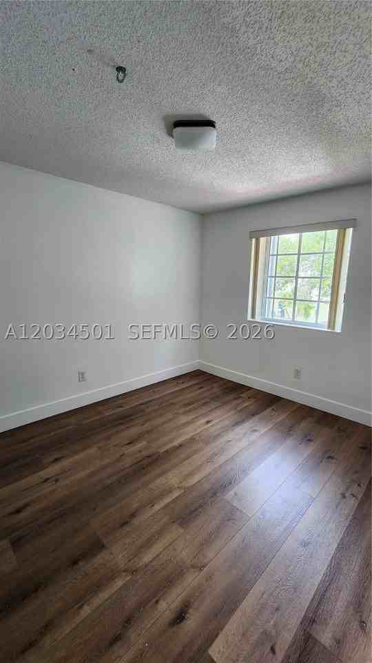 10122 Sw 223rd Ter - Photo 7 of 13