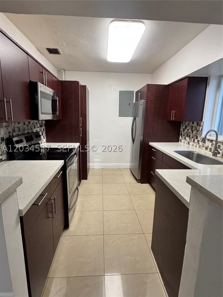 540 Beacom Blvd #540 - Photo 5 of 18