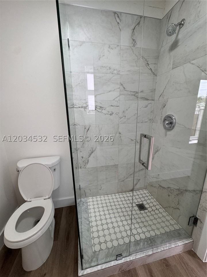 2239 Nw 87th St #8 - Photo 4 of 9