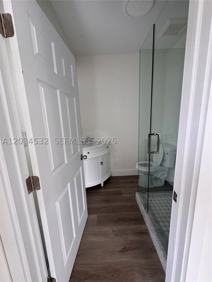 2239 Nw 87th St #8 - Photo 5 of 9