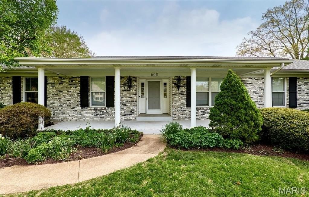 668 Stablestone Dr - Photo 7 of 50