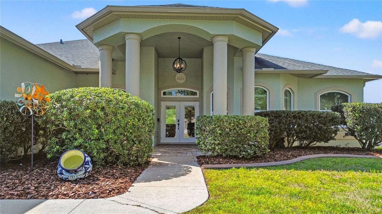 10206 Shooting Star Ct - Photo 2 of 50