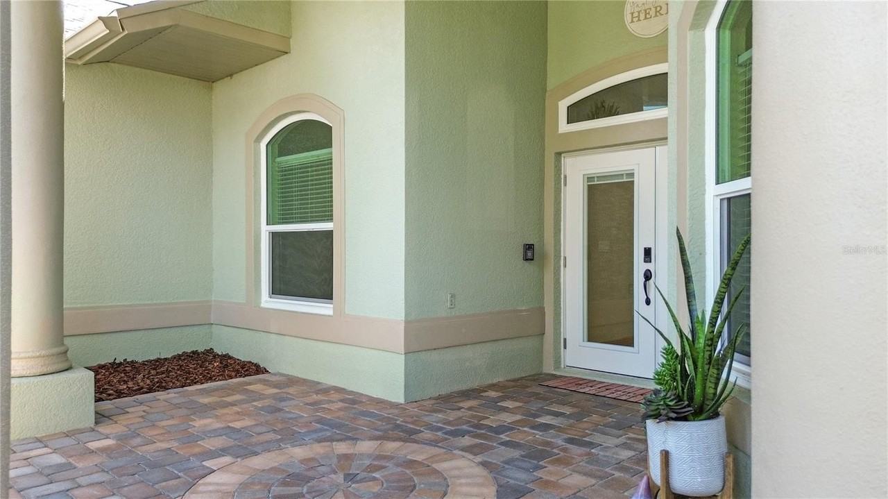 10206 Shooting Star Ct - Photo 3 of 50