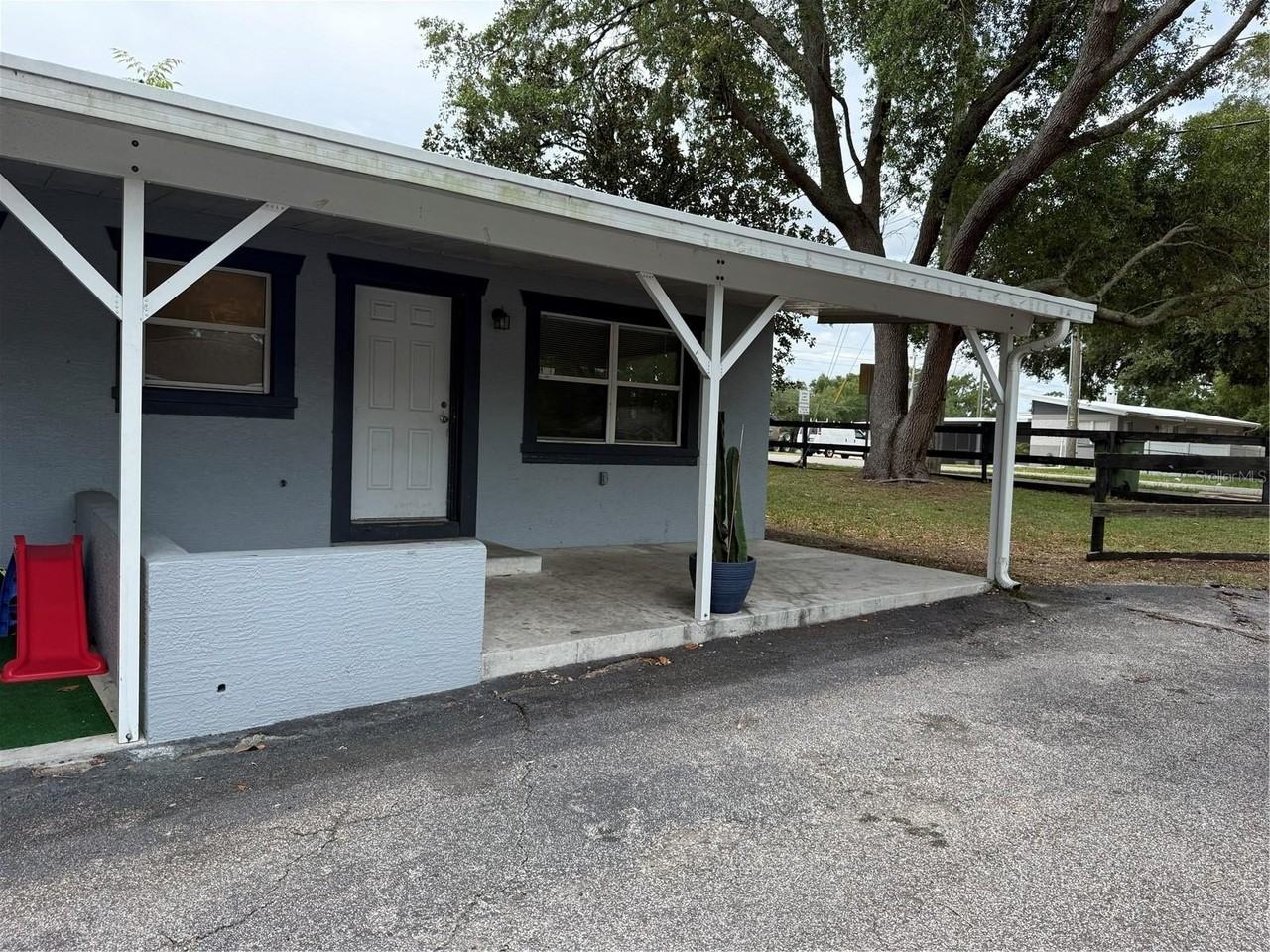 824 S Lone Oak Dr #A - Photo 2 of 16