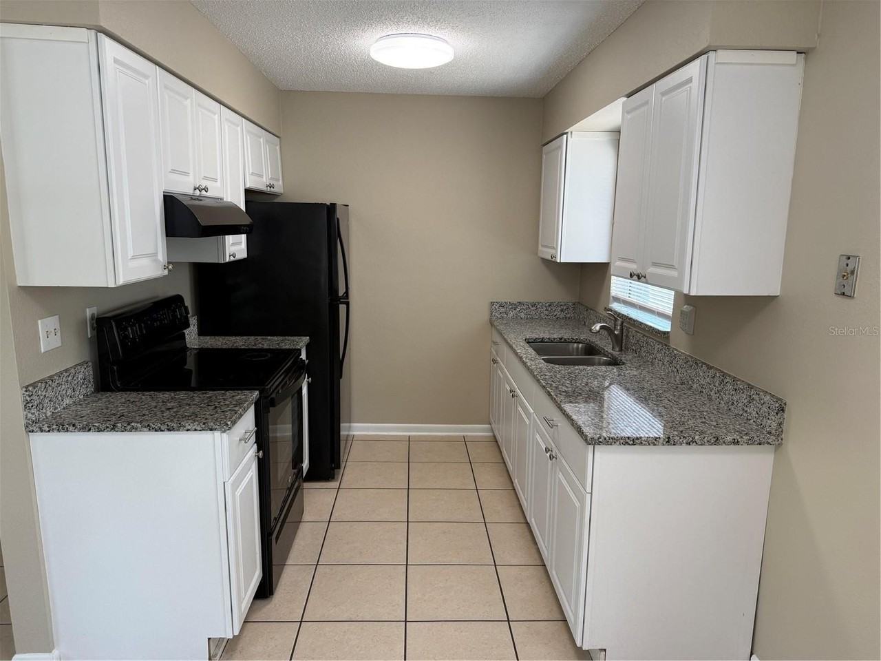 824 S Lone Oak Dr #A - Photo 6 of 16