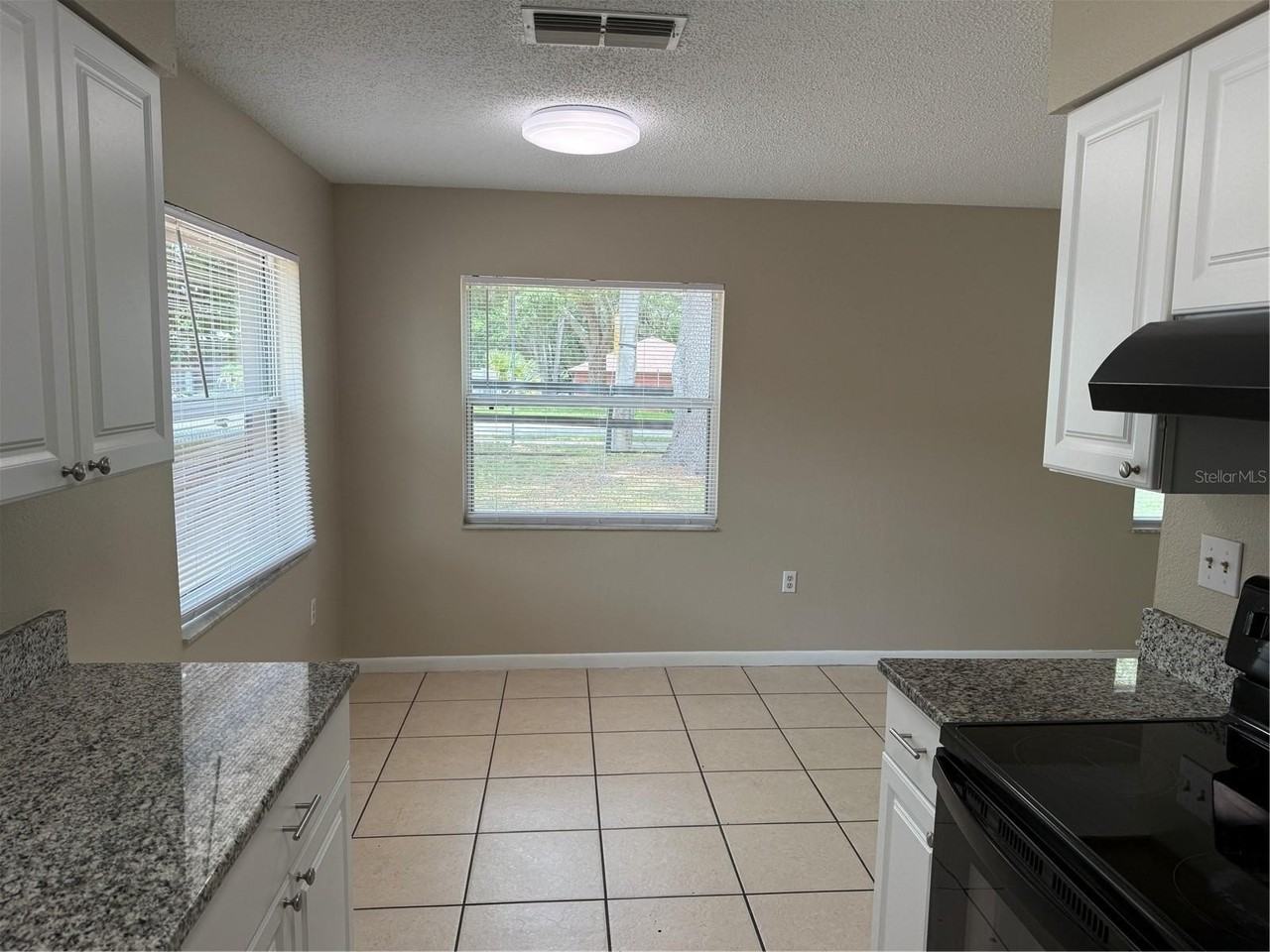 824 S Lone Oak Dr #A - Photo 7 of 16