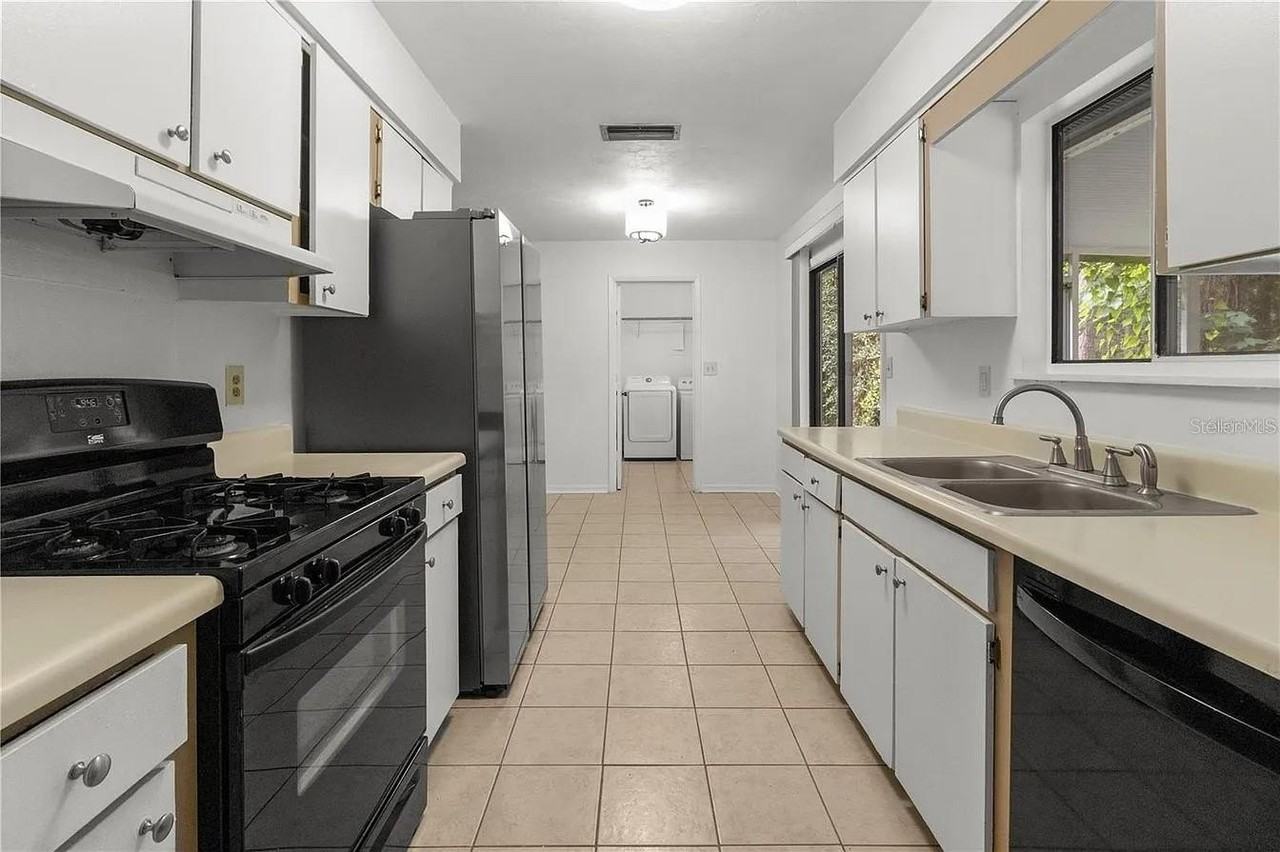 4344 Nw 30th Ter - Photo 6 of 24