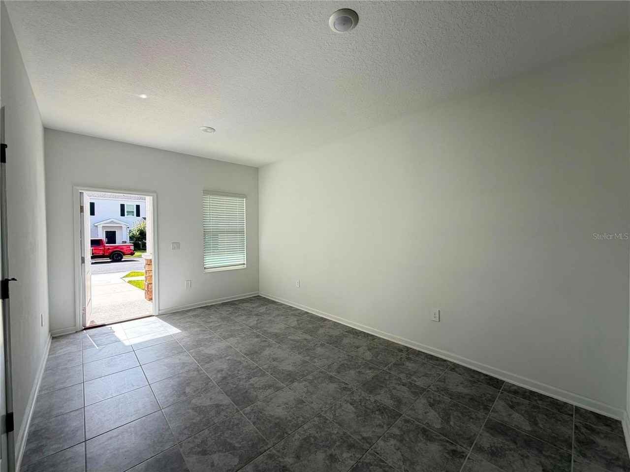 6063 Peaceful Park Way - Photo 3 of 27