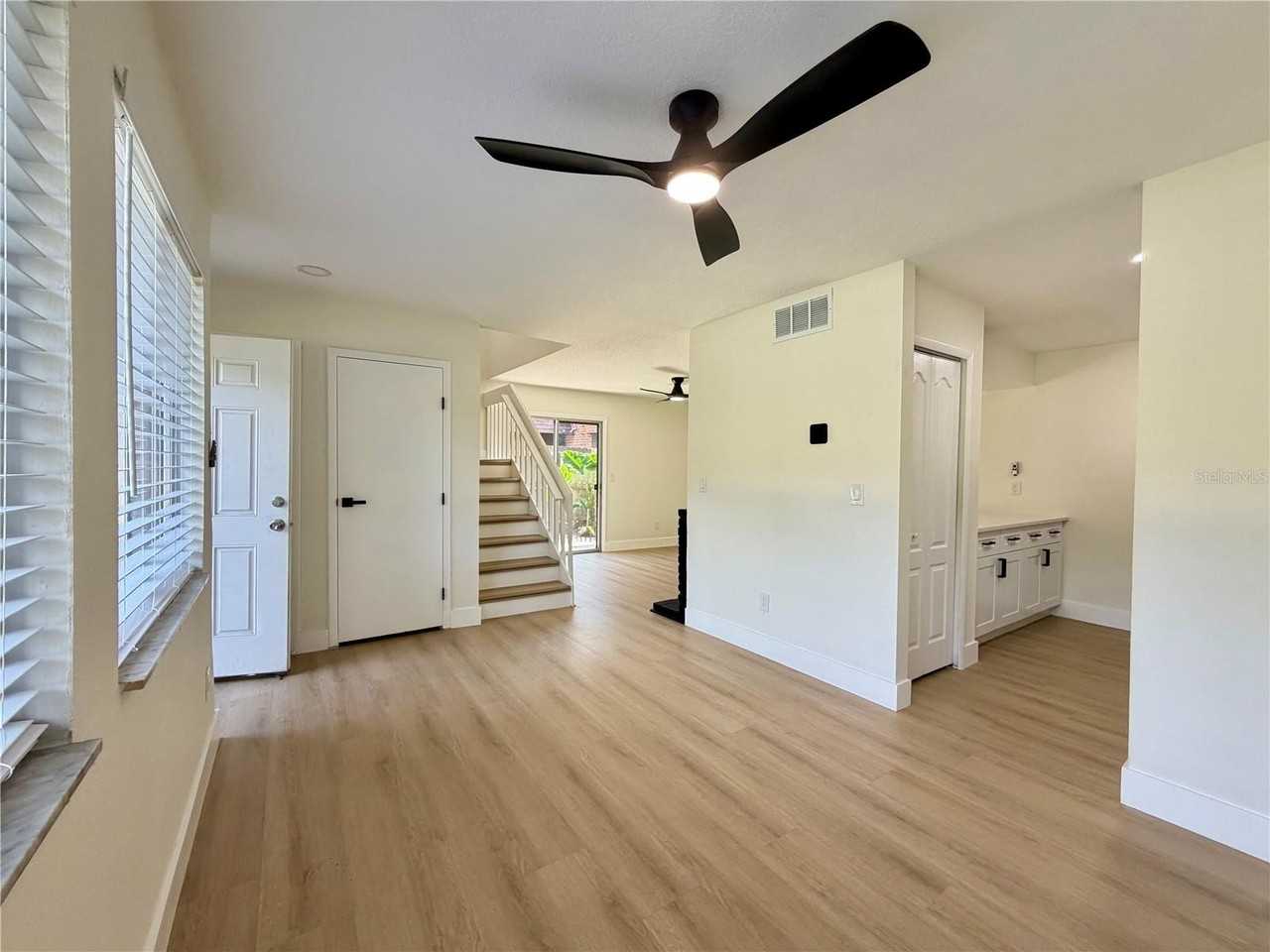 5100 Picadilly Circus Ct #12 - Photo 4 of 28