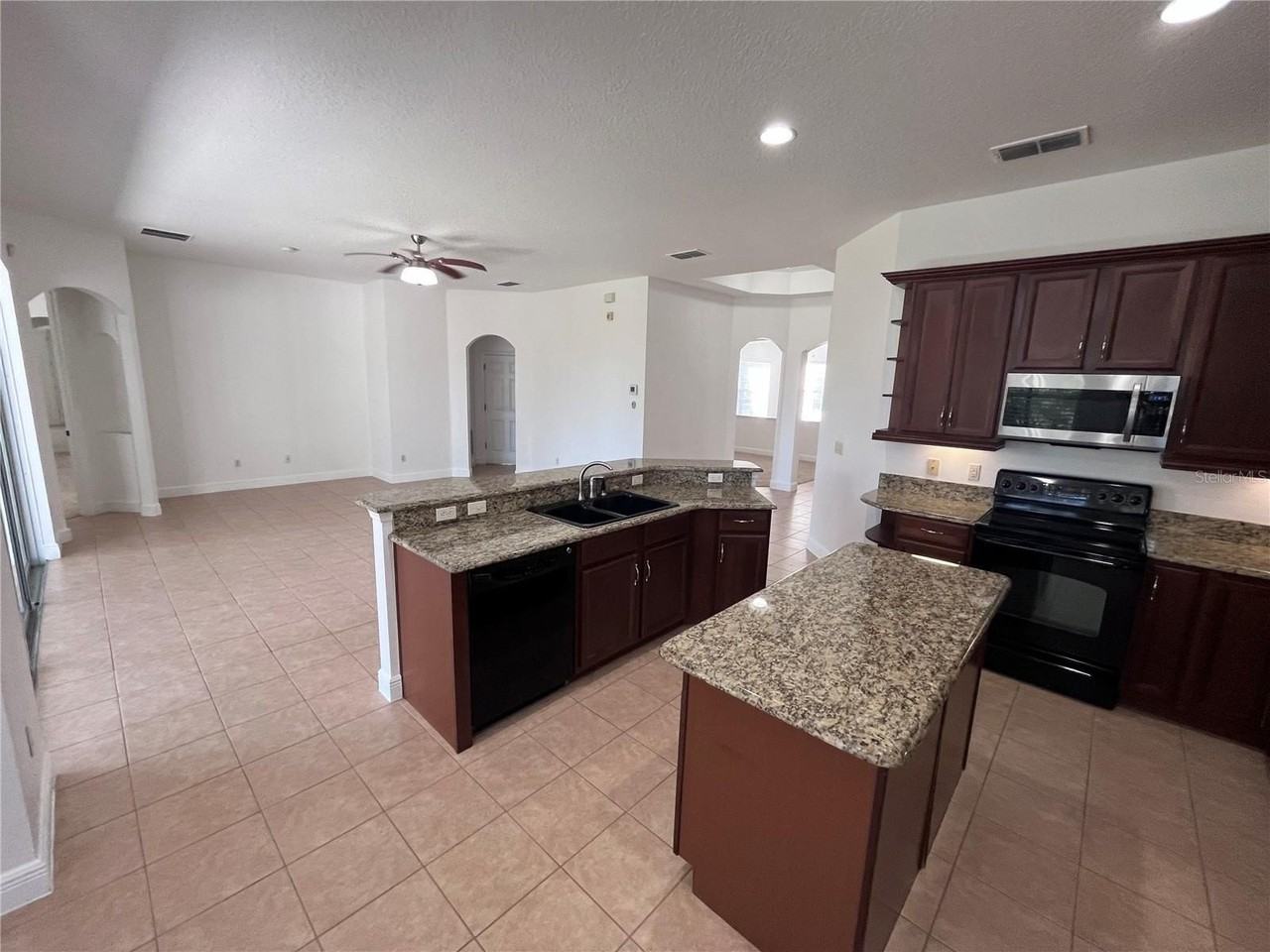 4115 Alcott Cir - Photo 6 of 26
