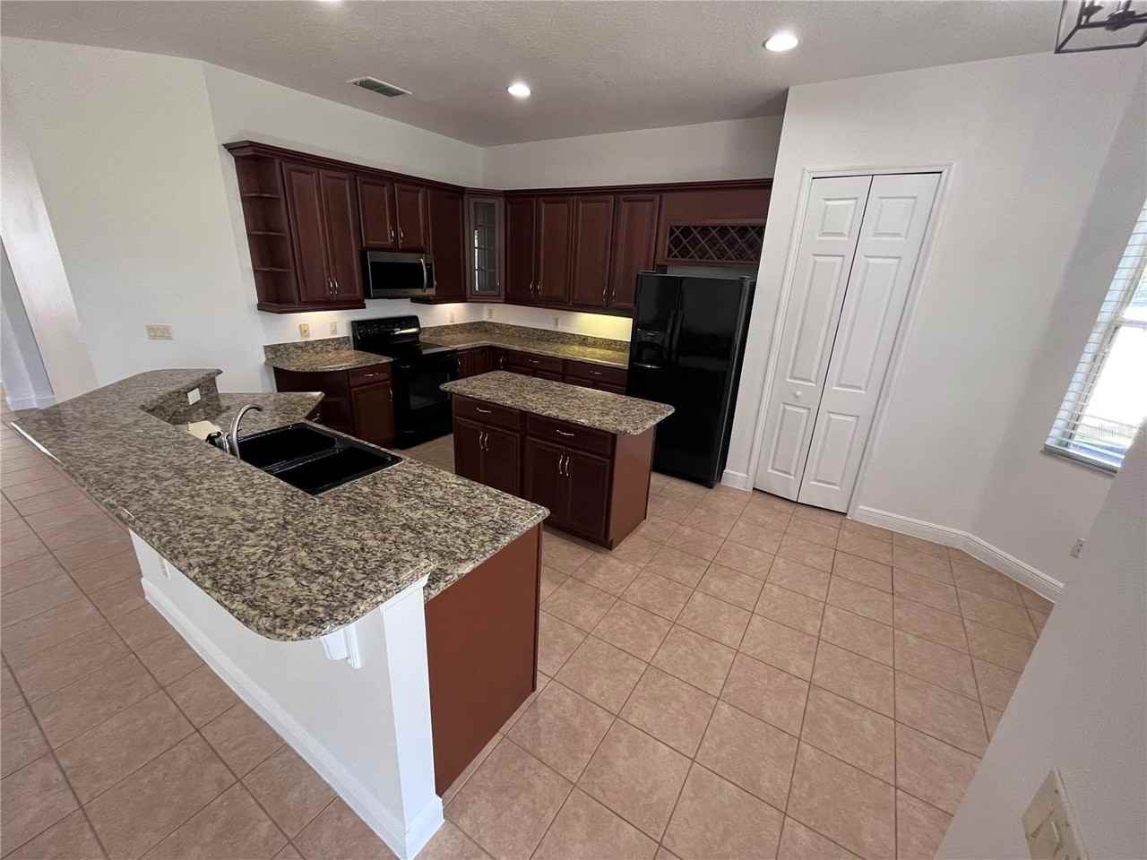4115 Alcott Cir - Photo 7 of 26