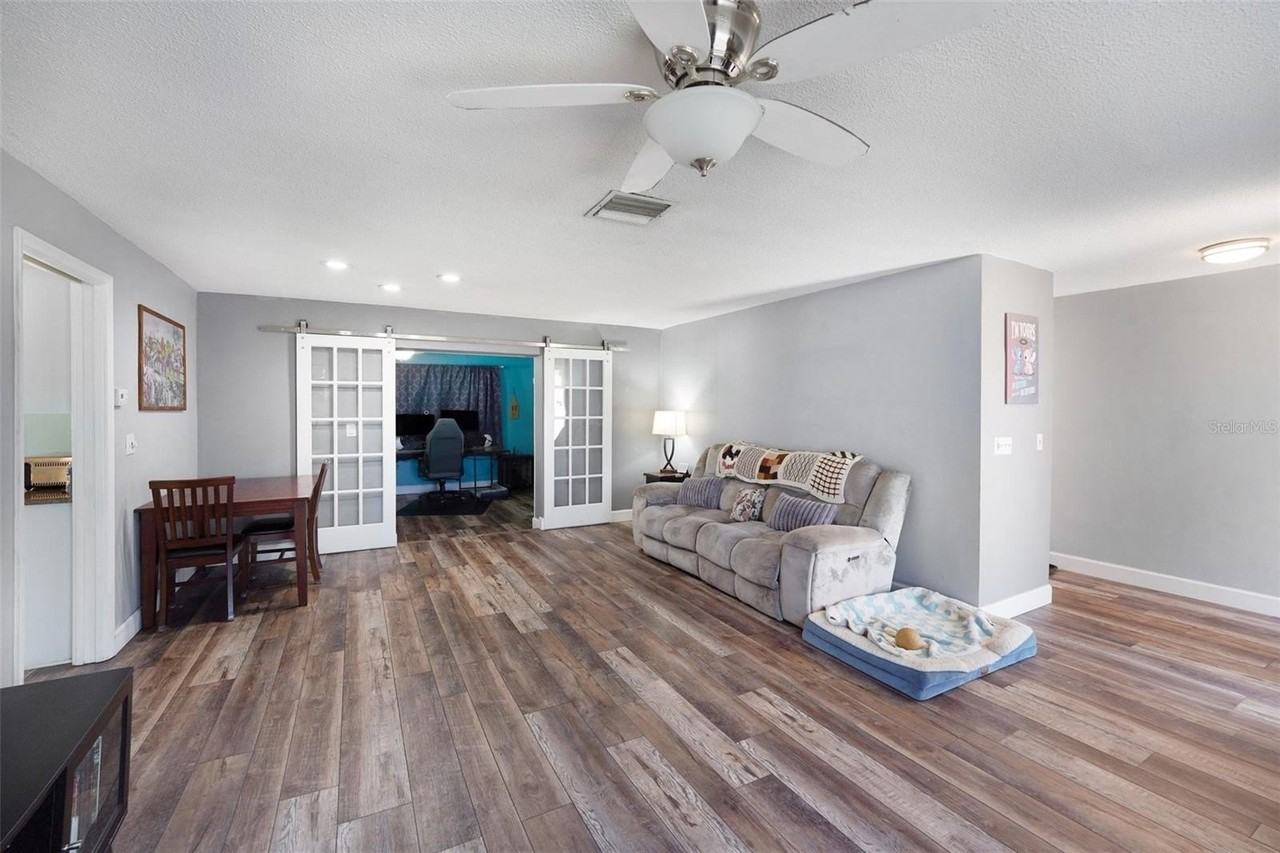 2561 Blackwood Cir - Photo 5 of 33