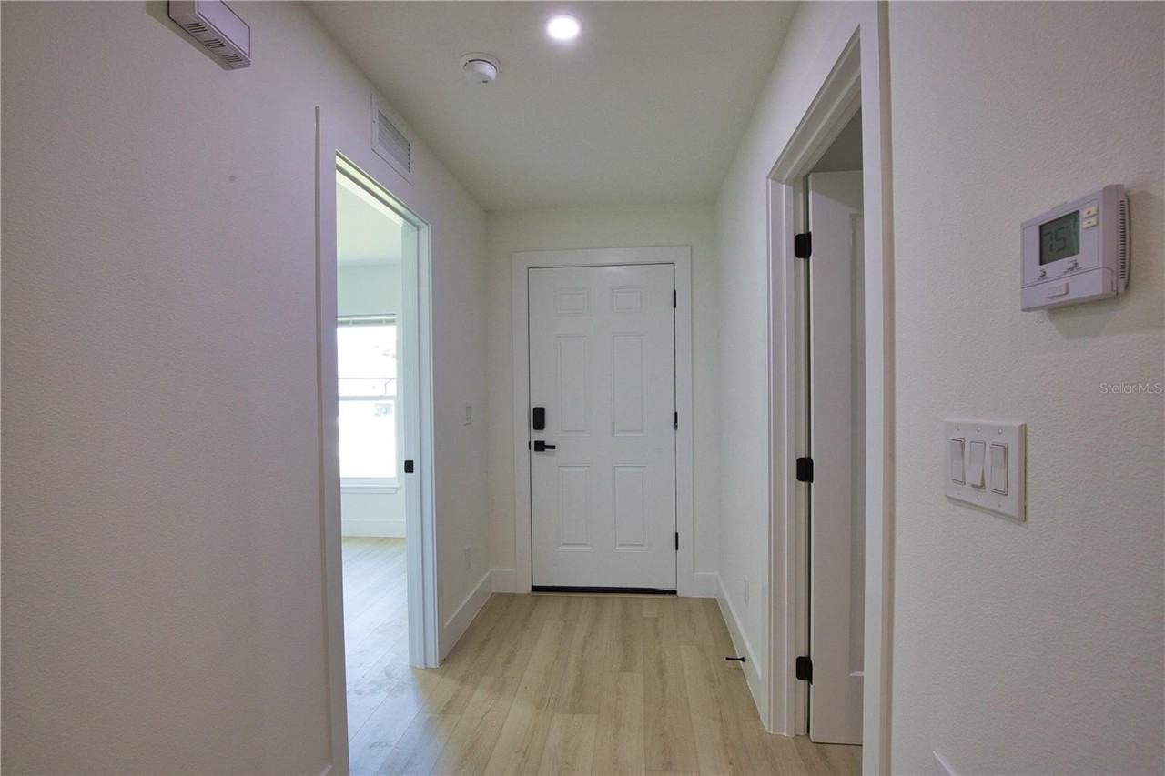17147 Carleen Ave - Photo 5 of 39