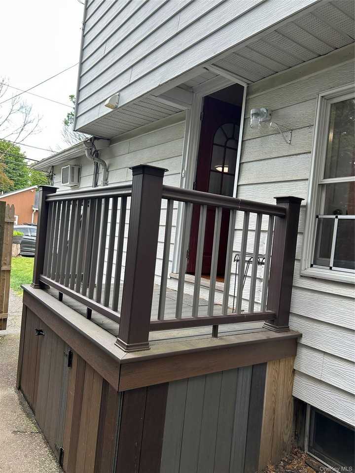 14 Walnut Ave E - Photo 2 of 11