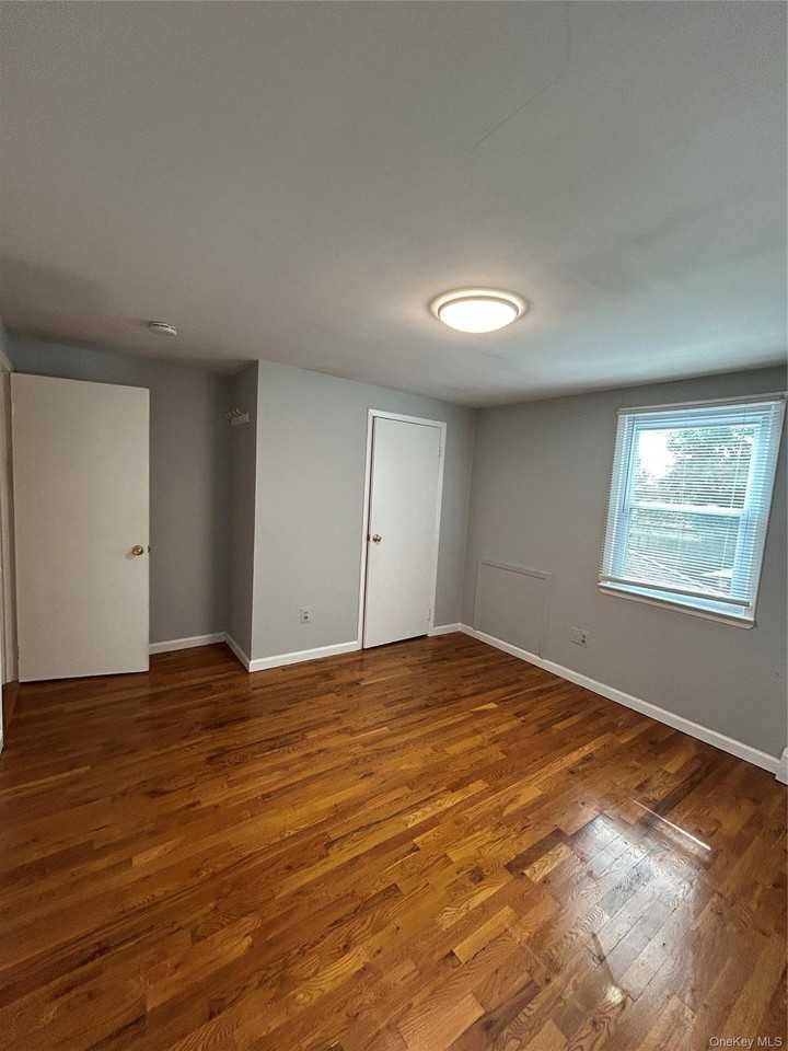 14 Walnut Ave E - Photo 5 of 11