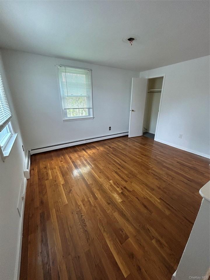 14 Walnut Ave E - Photo 7 of 11