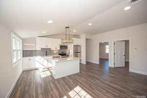 featured image of 1090 New York Ave #PH