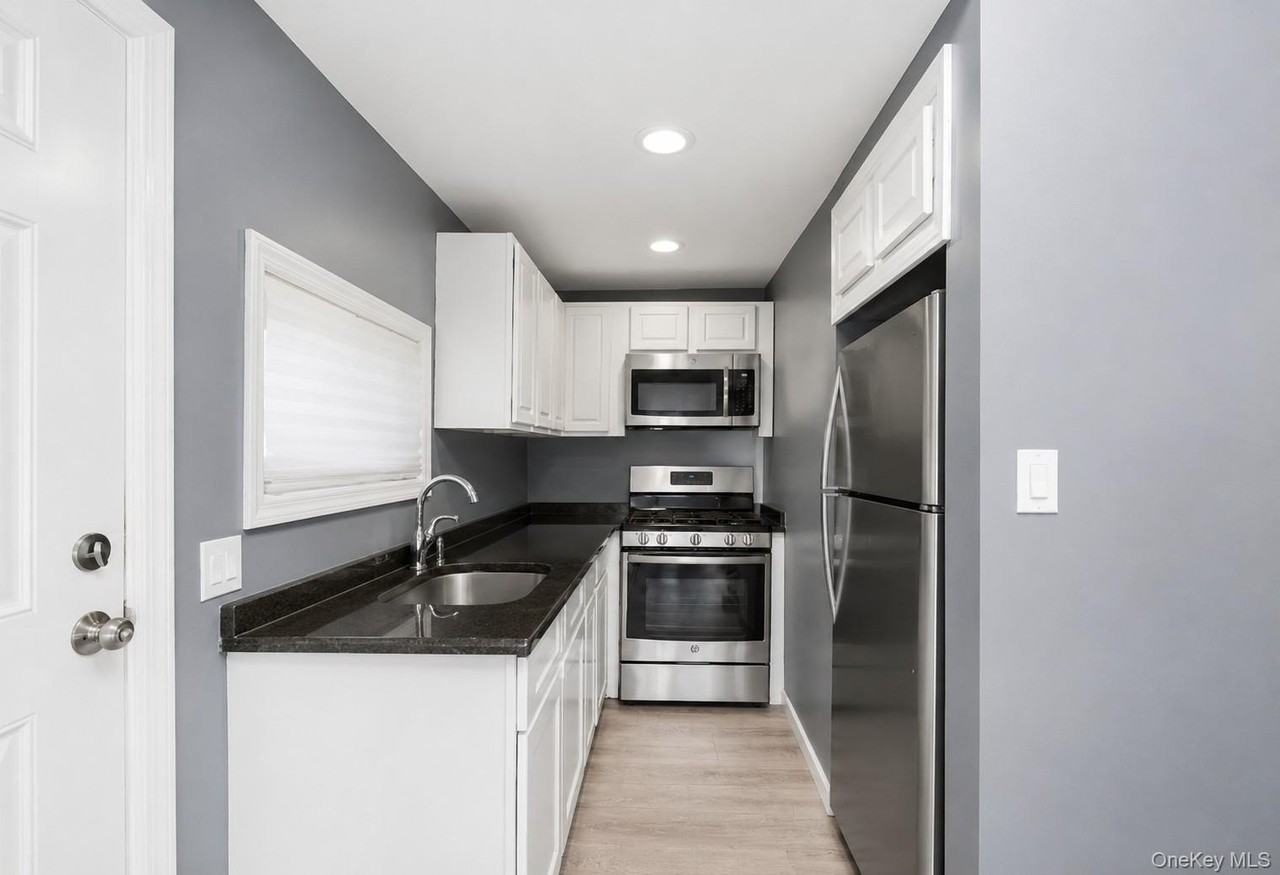 53 Arizona Ave #1 - Photo 3 of 10