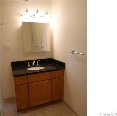 122 Main St #302 - Photo 5 of 7