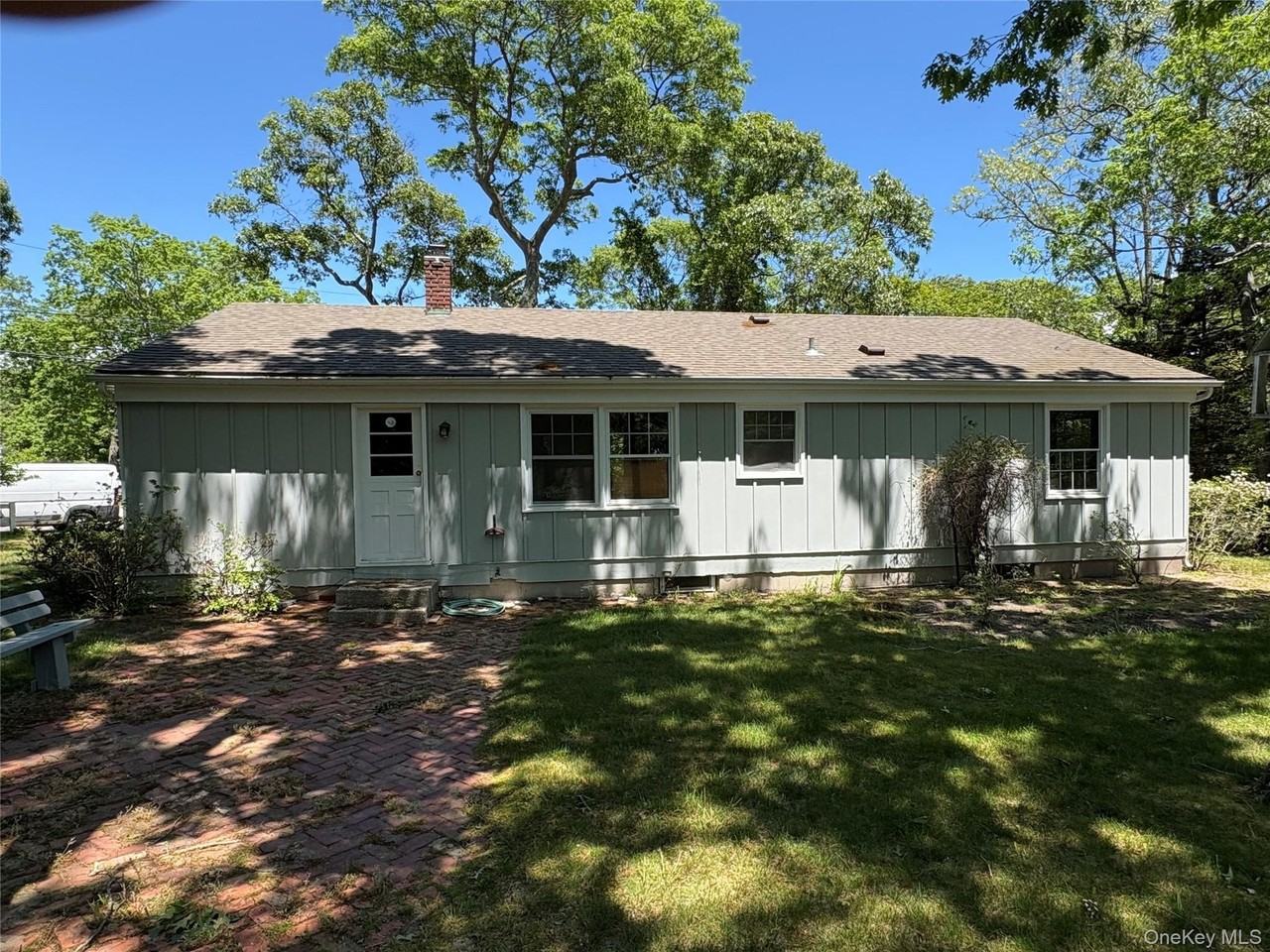 52 Neptune Ave - Photo 2 of 7