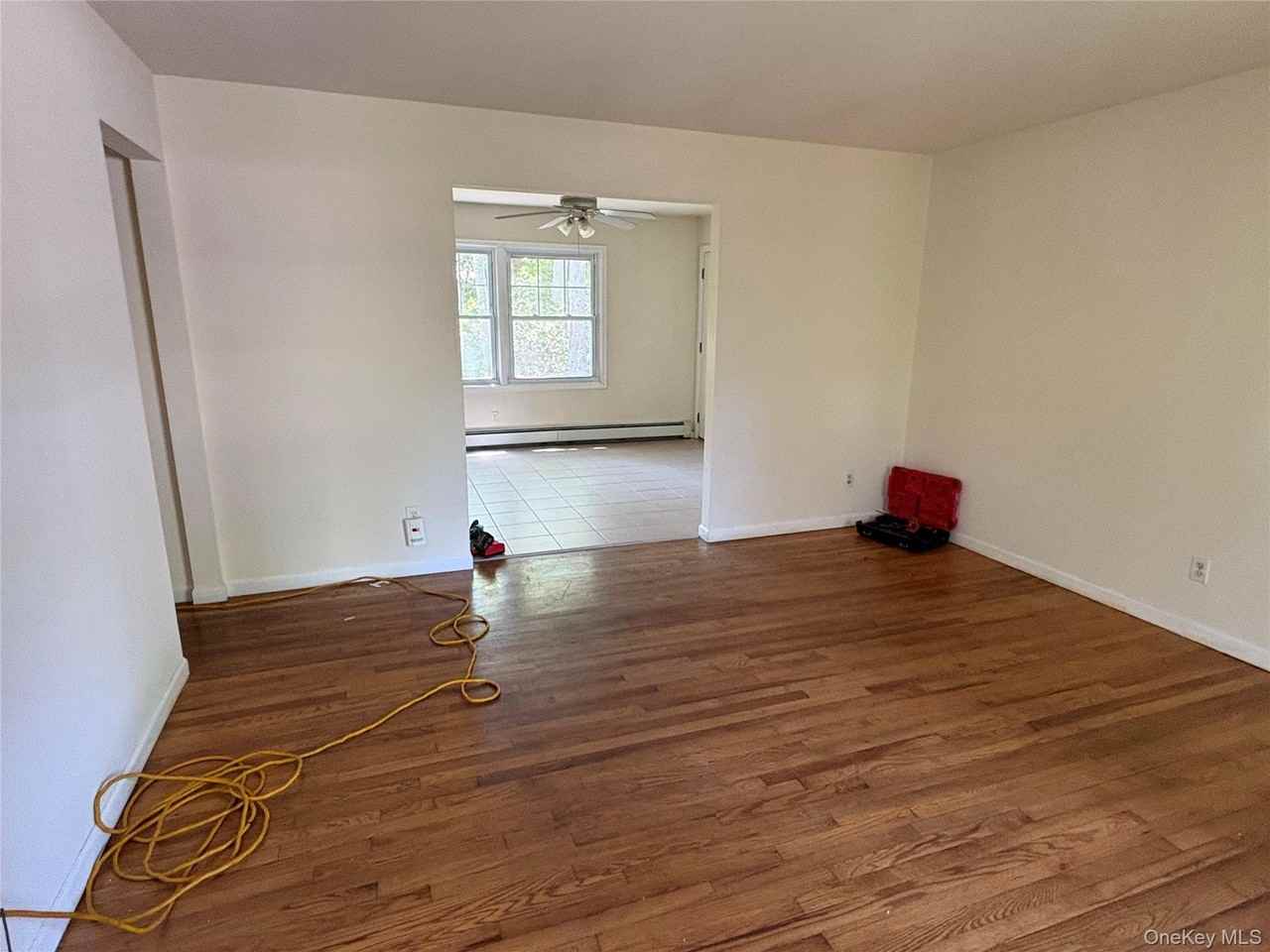 52 Neptune Ave - Photo 3 of 7