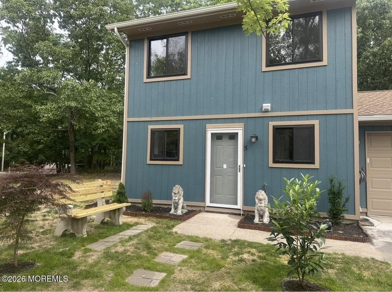 5 Canary Cir - Photo 2 of 32