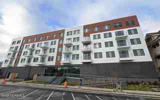featured image of 521 Lake Ave #207
