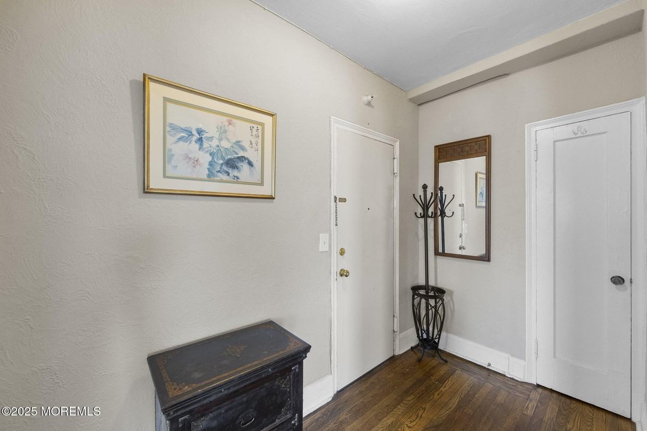 400 Deal Lake Dr #7H - Photo 3 of 34
