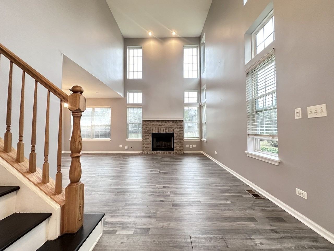 1801 Waverly Way - Photo 4 of 21