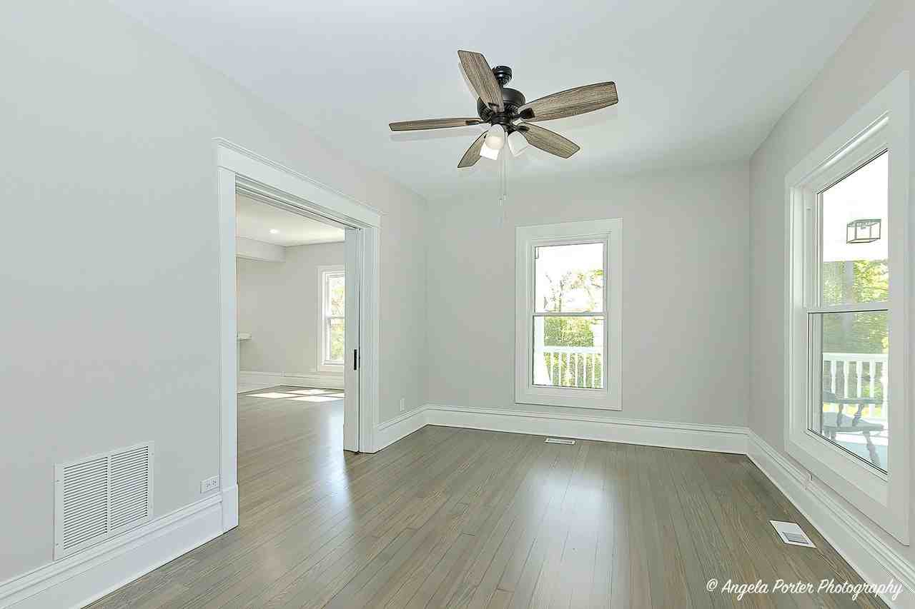 62 Pine St #A - Photo 5 of 29