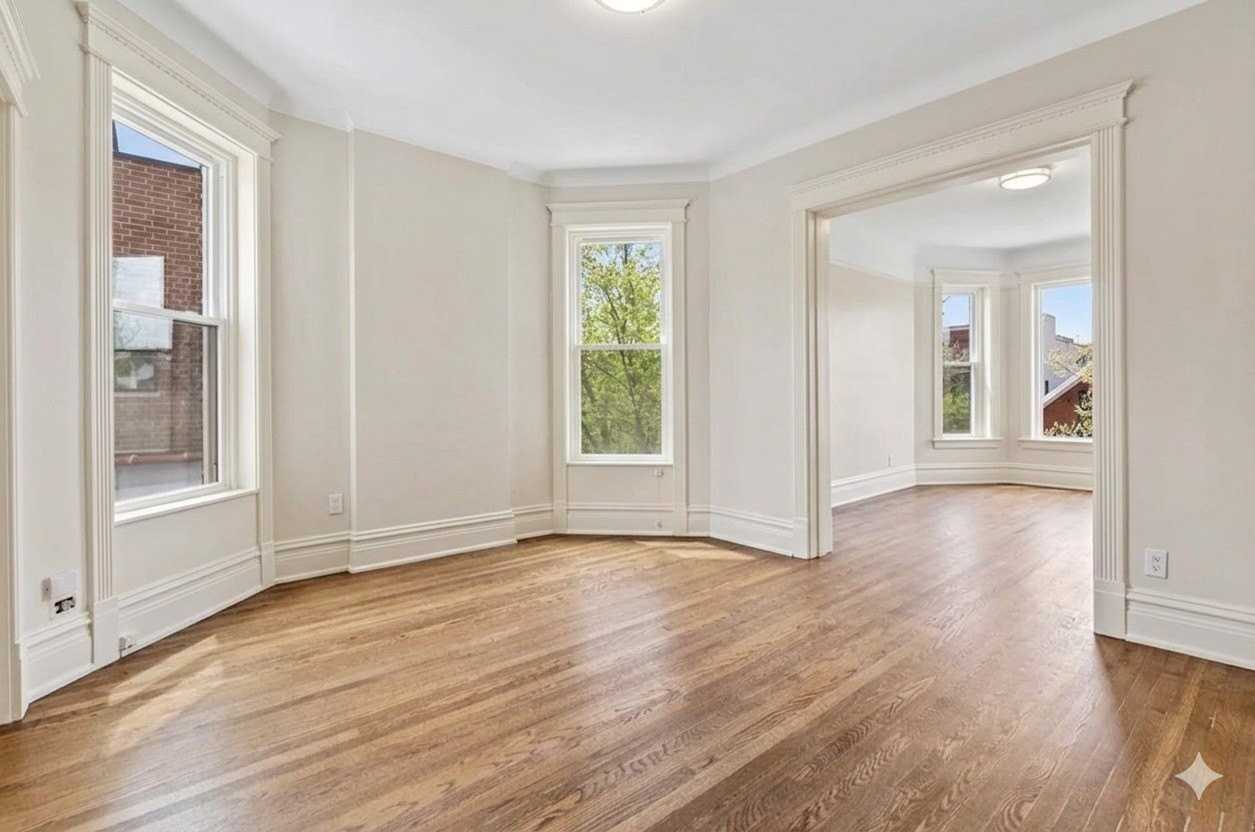 3751 N Clifton Ave #1 - Photo 3 of 15