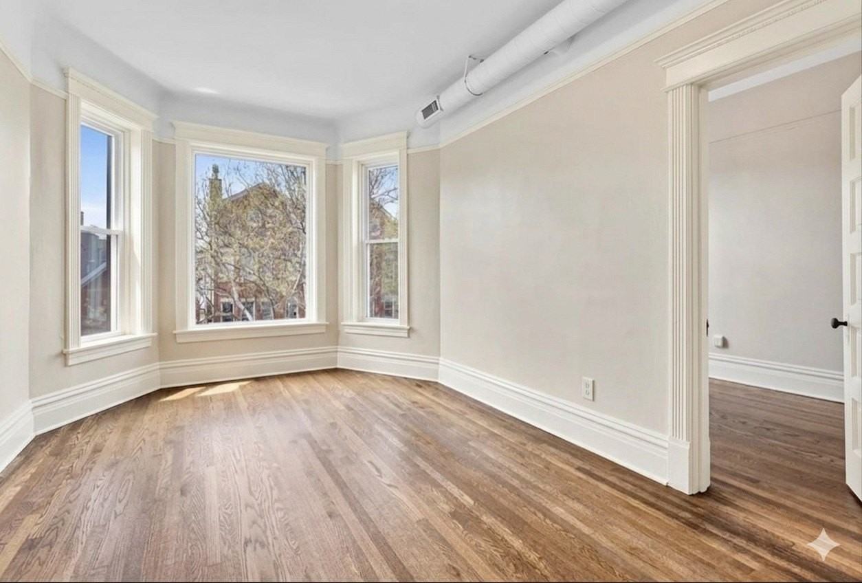 3751 N Clifton Ave #1 - Photo 4 of 15