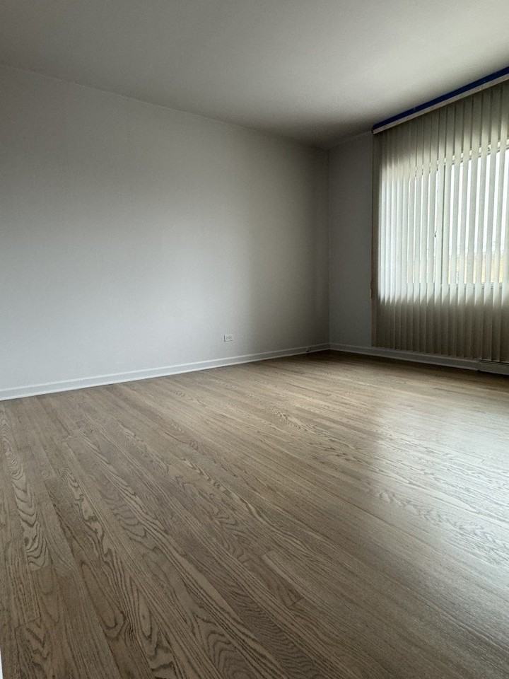 4912 Crain St #B - Photo 3 of 10