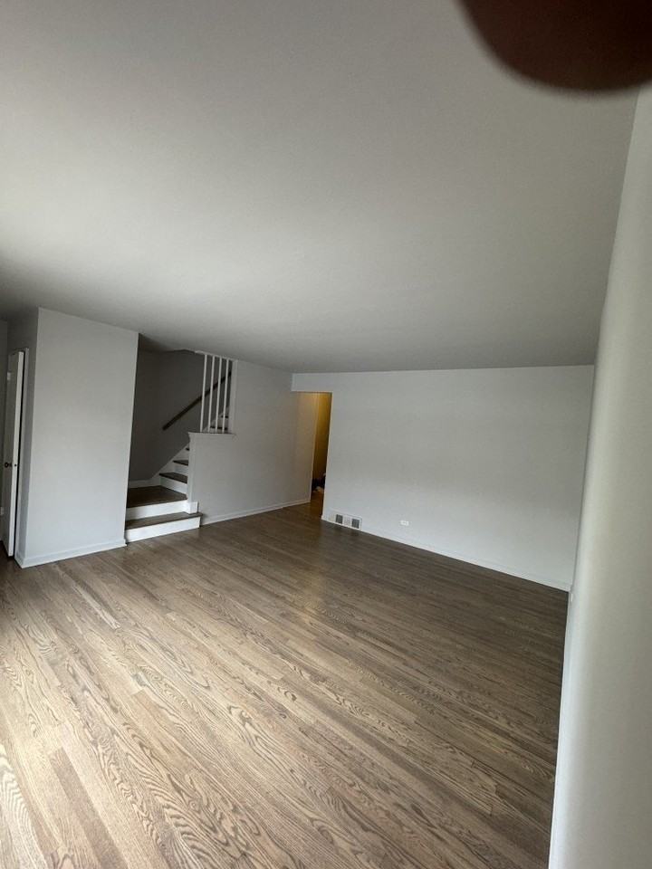 4912 Crain St #B - Photo 4 of 10