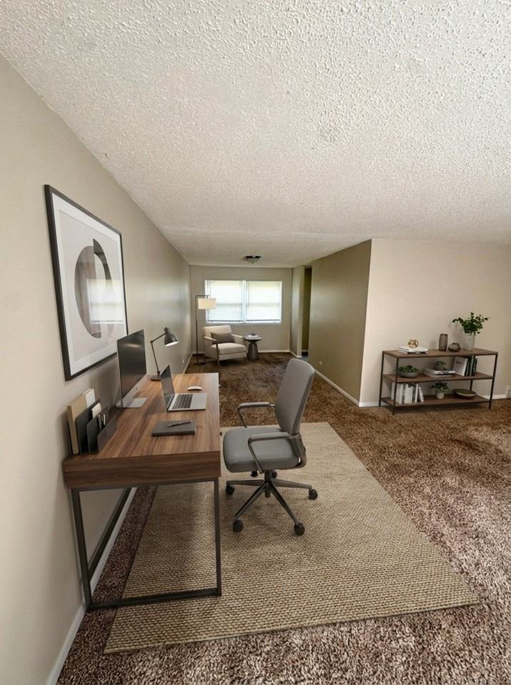 16001 Avalon Ave - Photo 3 of 11