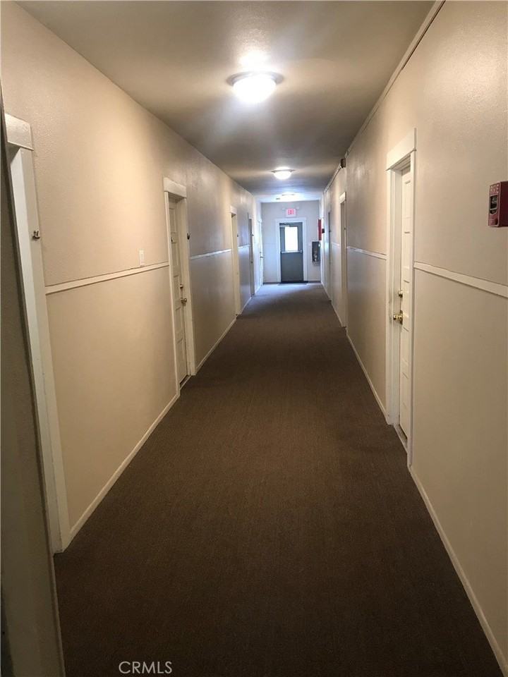 2148 E St - Photo 2 of 5