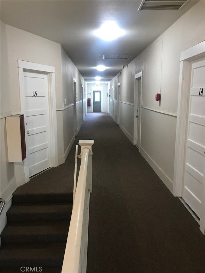 2148 E St - Photo 4 of 5