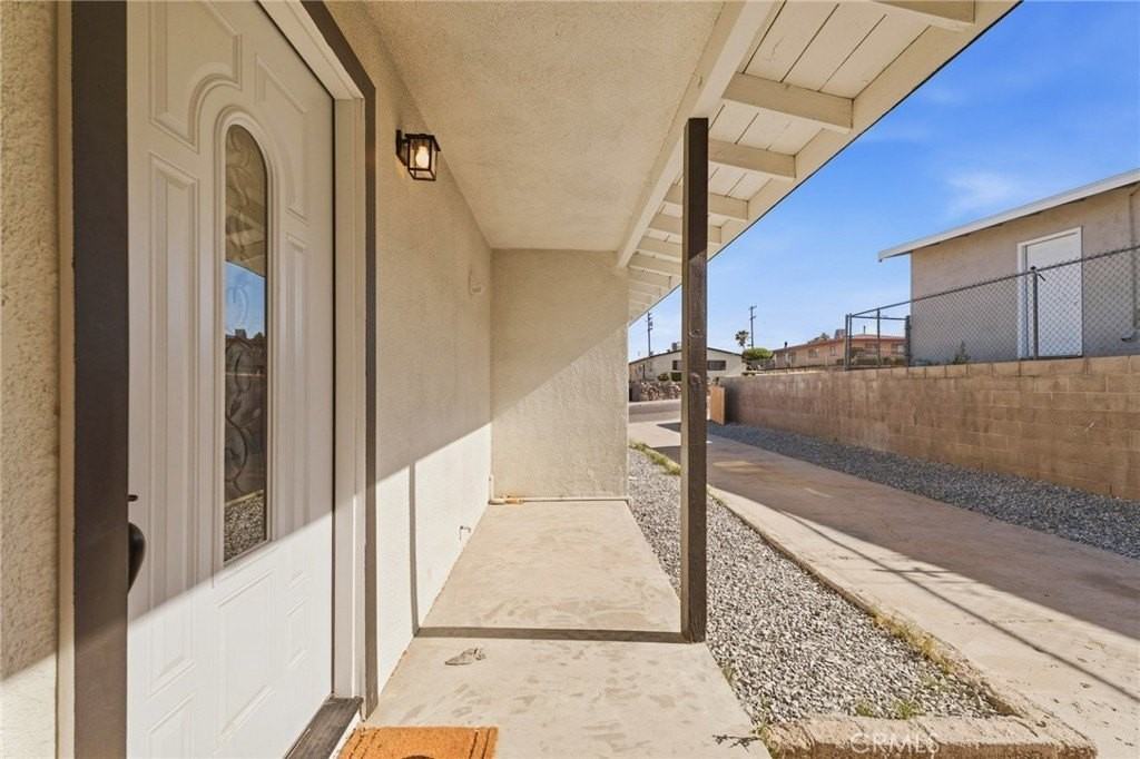 937 E Elizabeth St - Photo 4 of 28