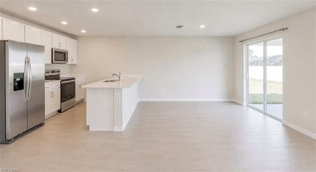 8030 Olive Cir - Photo 2 of 10