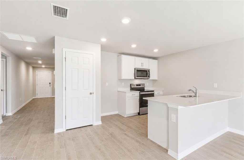 8030 Olive Cir - Photo 4 of 10