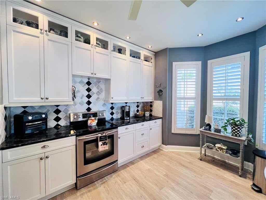 3250 W Crown Pointe Blvd #101 - Photo 4 of 46