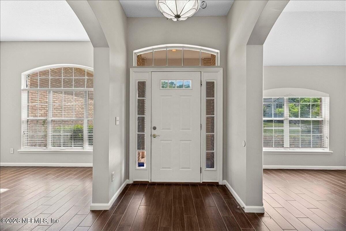 8871 Canopy Oaks Dr - Photo 7 of 50