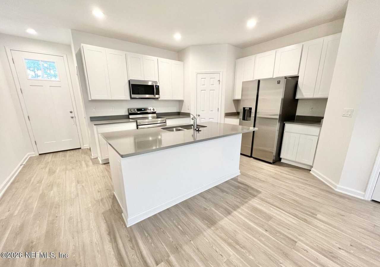 117 Ridge Lake Rd - Photo 4 of 19