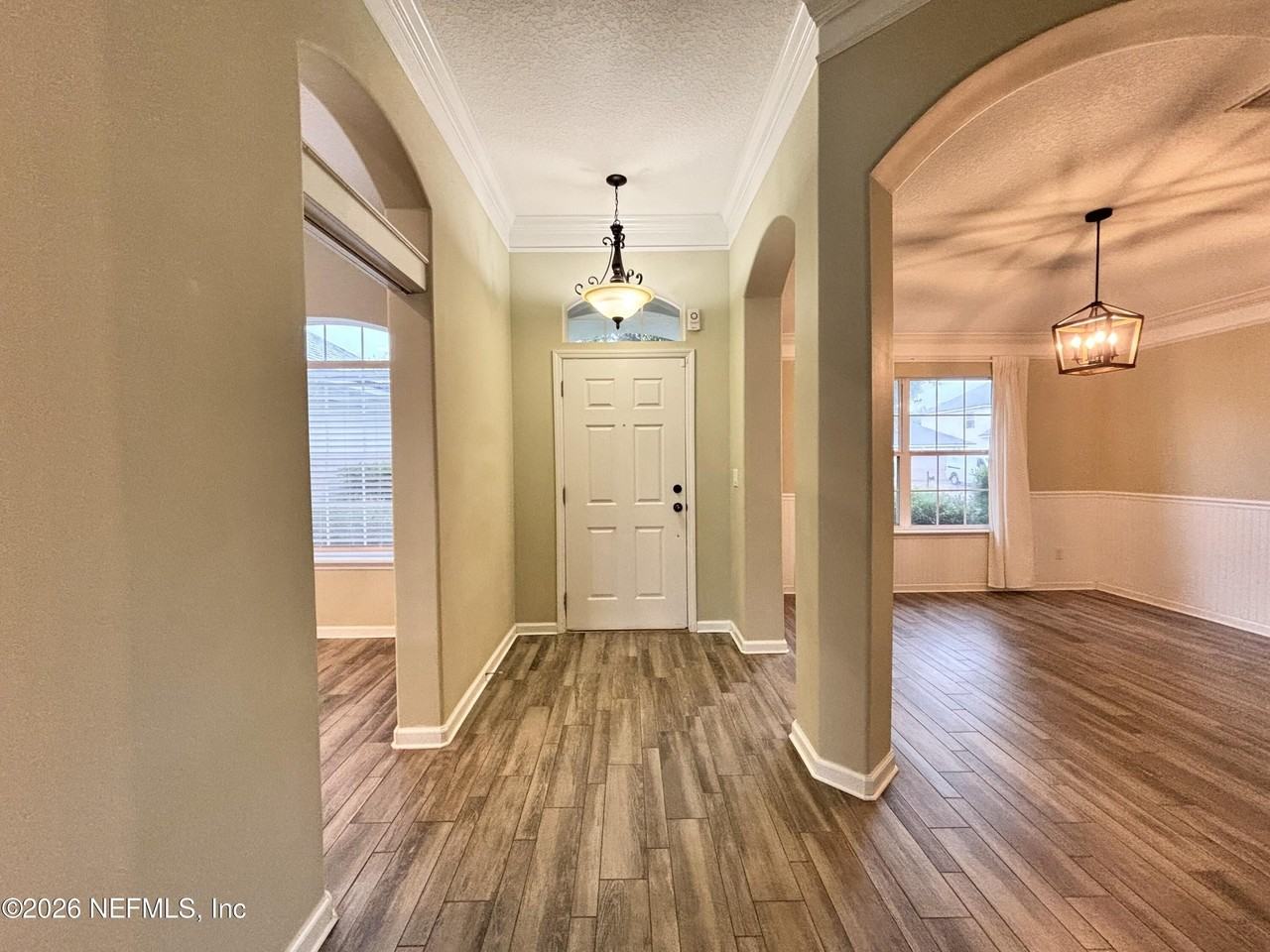 13856 Jeremiah Rd - Photo 2 of 37