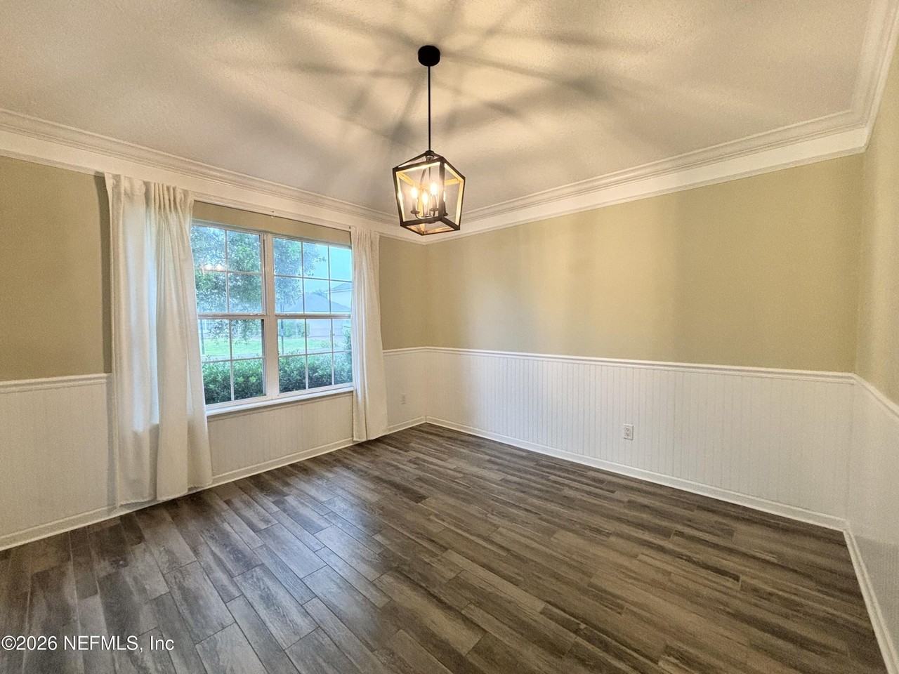 13856 Jeremiah Rd - Photo 4 of 37
